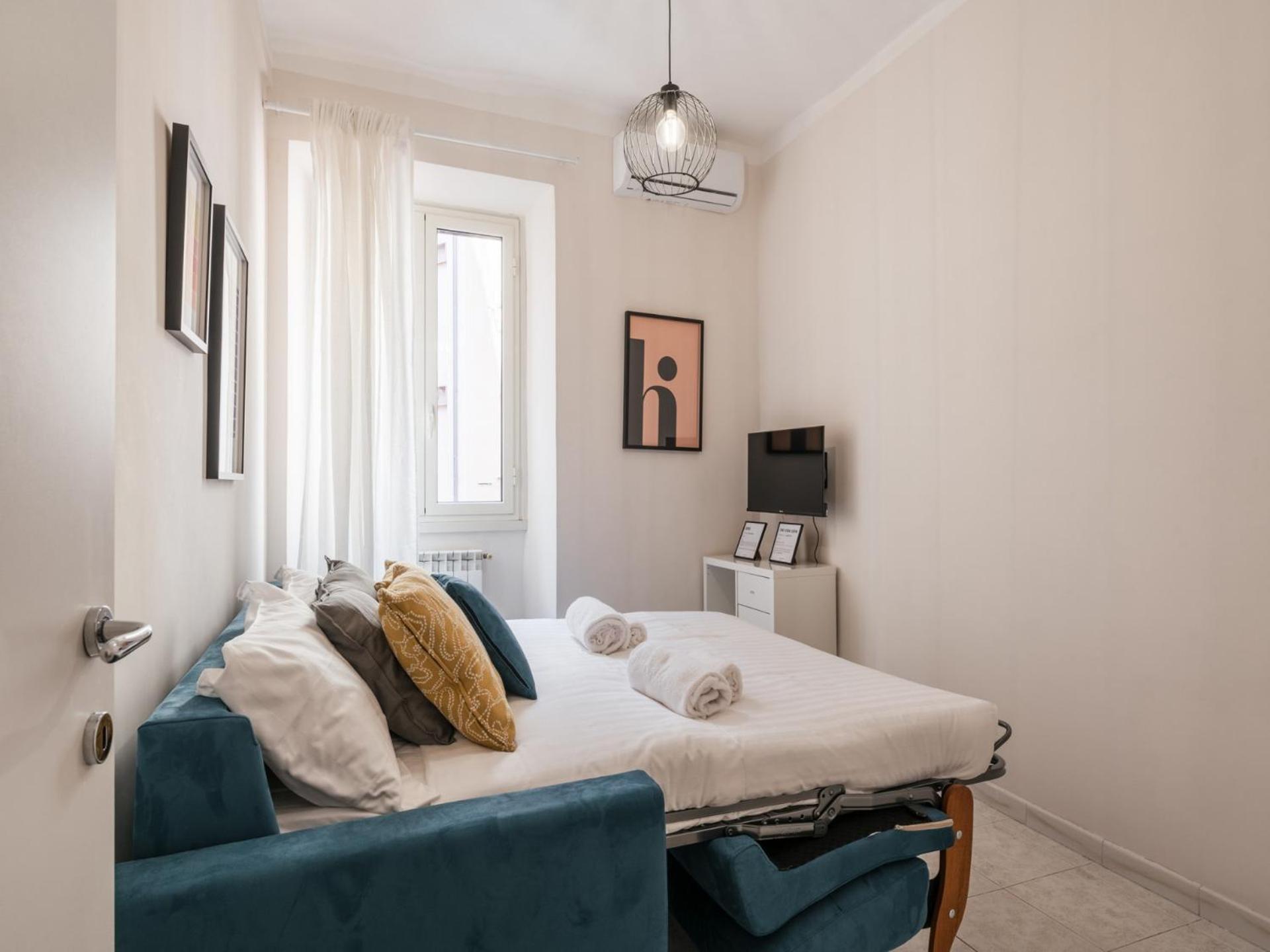 The Best Rent - Spacious One-Bedroom Apartment Near Colosseum روما المظهر الخارجي الصورة